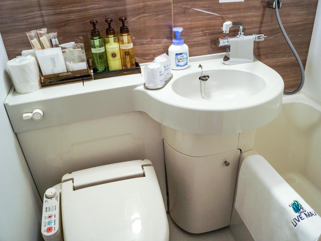 Hotel Livemax Saitama-Asaka-Ekimae Bagian luar foto